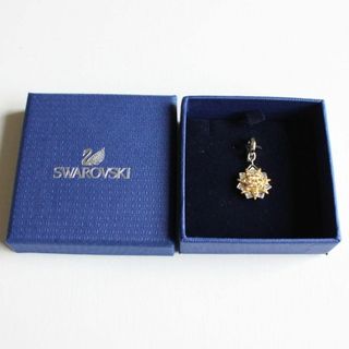 スワロフスキー(SWAROVSKI)のスワロフスキー Snowflake チャーム(チャーム)