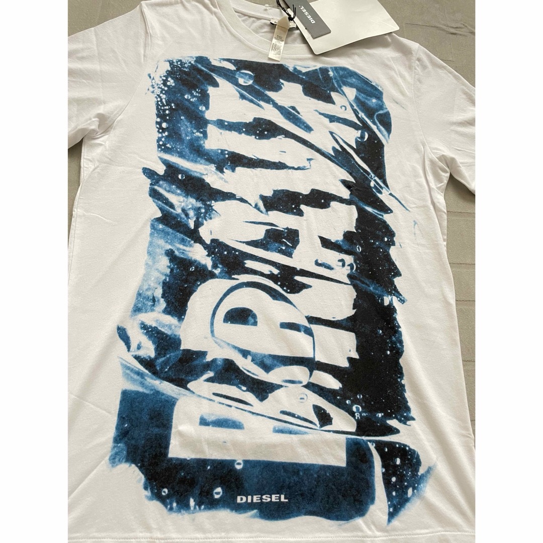 DIESEL(ディーゼル)のDIESELお洒落デザインTシャツ メンズのトップス(Tシャツ/カットソー(半袖/袖なし))の商品写真