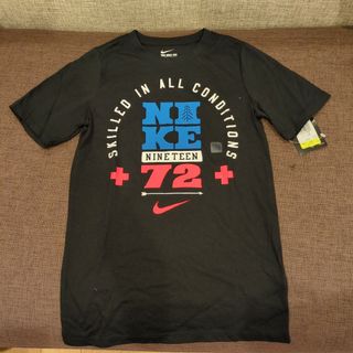 NIKE - 新品未使用　タグ付き　ナイキ　Ｔシャツ　140 nike 男の子　女の子