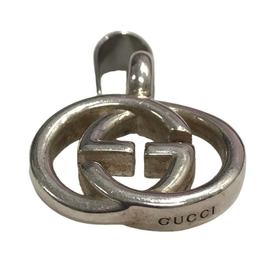 Gucci(グッチ)のGUCCI グッチ ネックレストップ インターロッキングG チェーンなし シルバーカラー 【中古品】 22404K571 メンズのアクセサリー(ネックレス)の商品写真