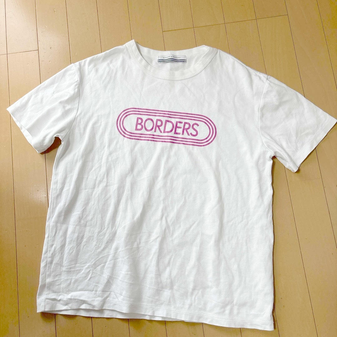 BORDERS at BALCONY(ボーダーズアットバルコニー)のBORDERS at BALCONY ロゴTシャツ　38 白ピンク　ユニセックス レディースのトップス(Tシャツ(半袖/袖なし))の商品写真