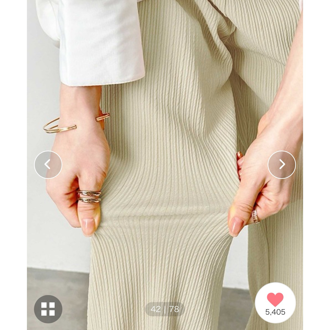 GeeRA(ジーラ)のセルフカット美脚魅せセミフレアパンツ レディースのパンツ(カジュアルパンツ)の商品写真