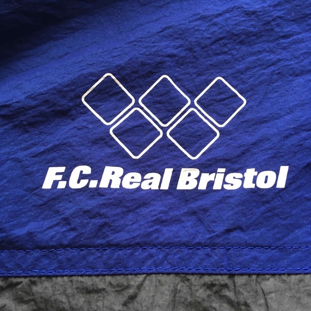 F.C.R.B.(エフシーアールビー)の【新品未使用F.C.Real Bristol   アノラック メンズのジャケット/アウター(ナイロンジャケット)の商品写真