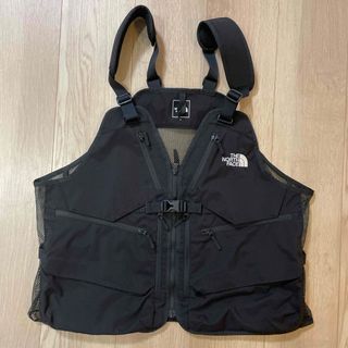 ザノースフェイス(THE NORTH FACE)のザ・ノース・フェイス　ギアメッシュベスト　Lサイズ(ベスト)