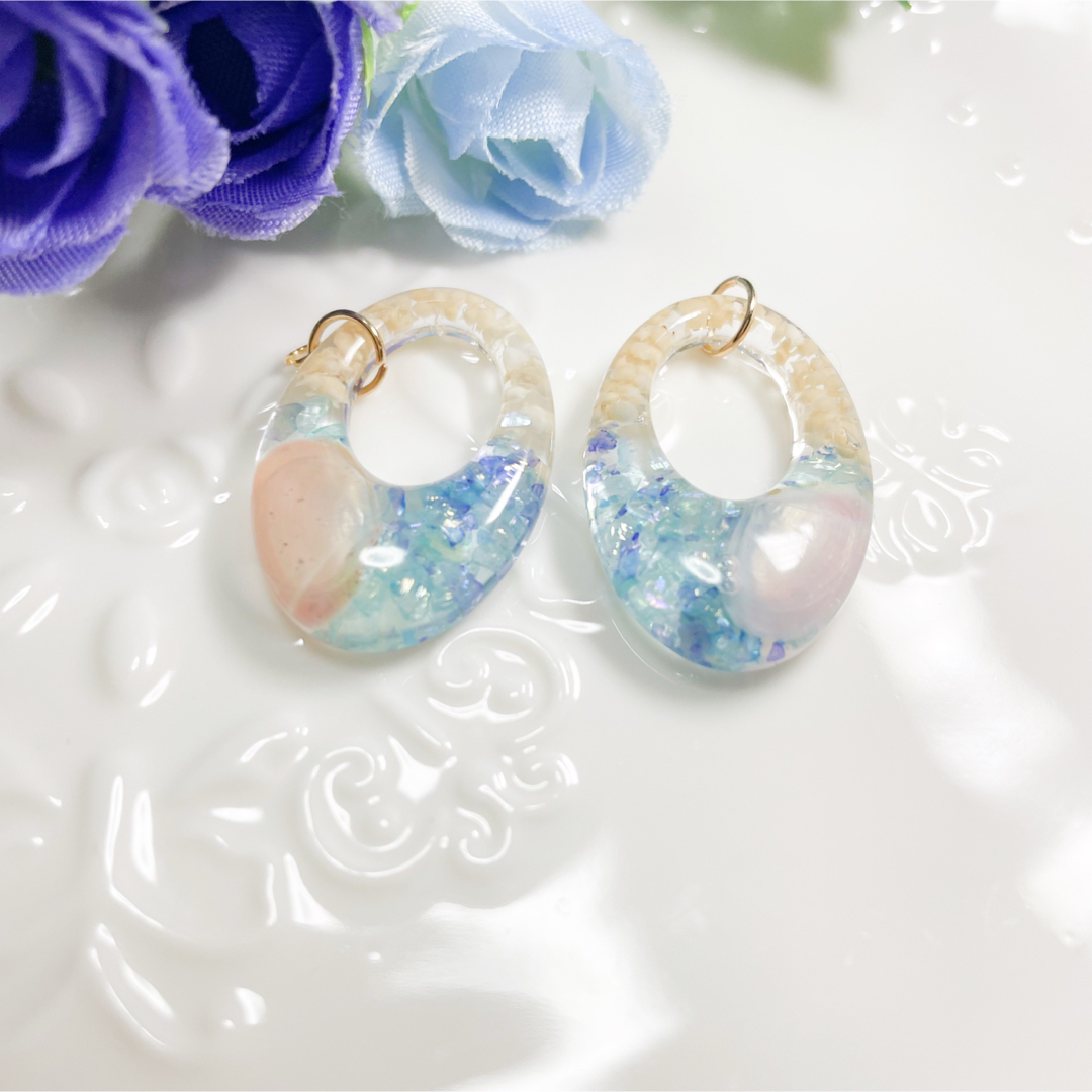 ( 2378 ) 海レジン 貝殻 星の砂 イヤリング ピアス ハンドメイドのアクセサリー(ピアス)の商品写真