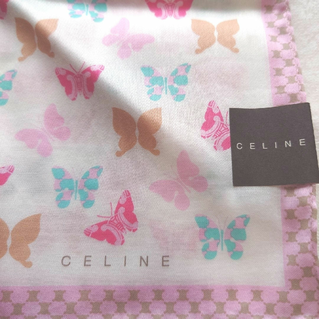 celine(セリーヌ)のCELINE　セリーヌ　ハンカチ　① レディースのファッション小物(ハンカチ)の商品写真