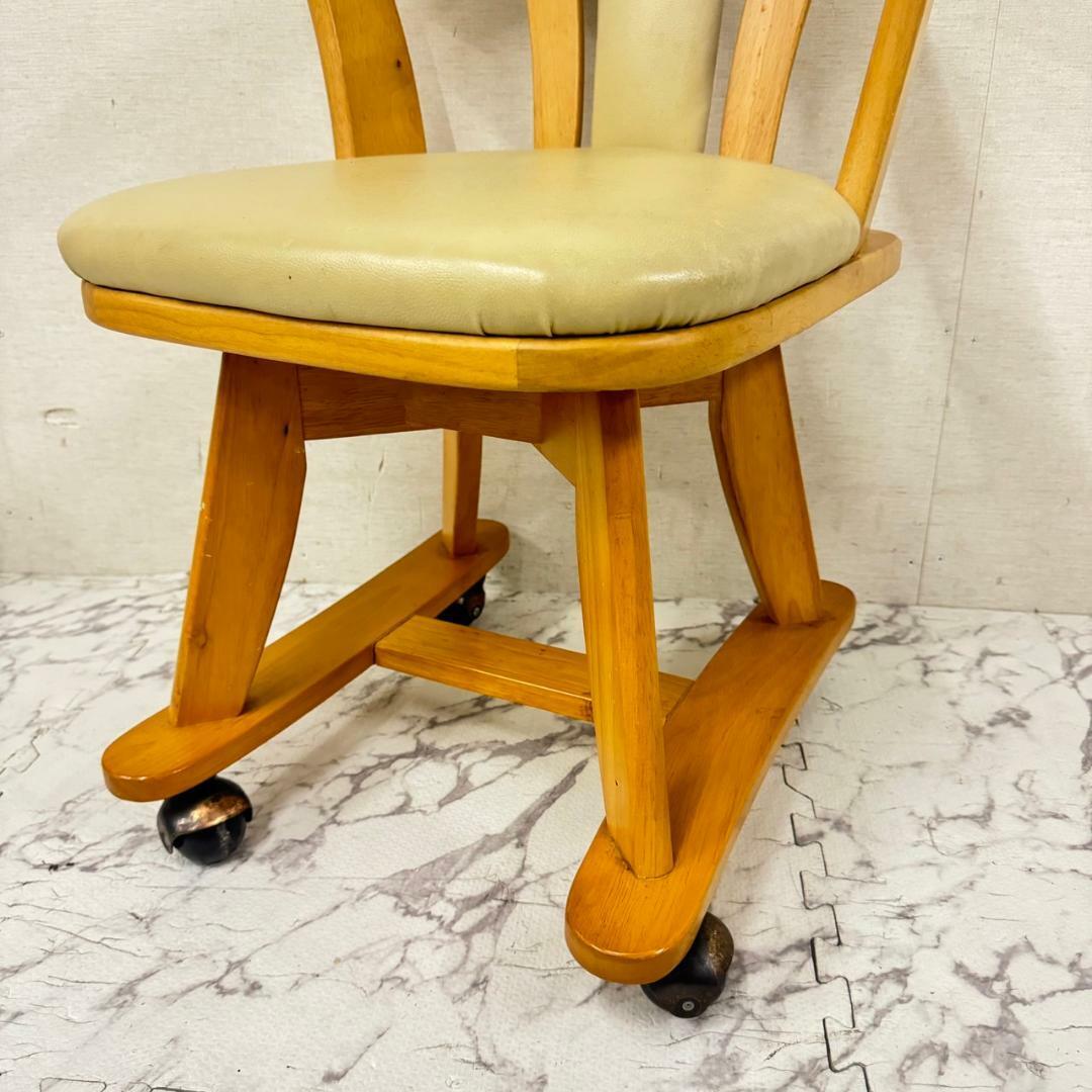 17689 キャスター付回転椅子 ダイニングチェア インテリア/住まい/日用品の椅子/チェア(ダイニングチェア)の商品写真