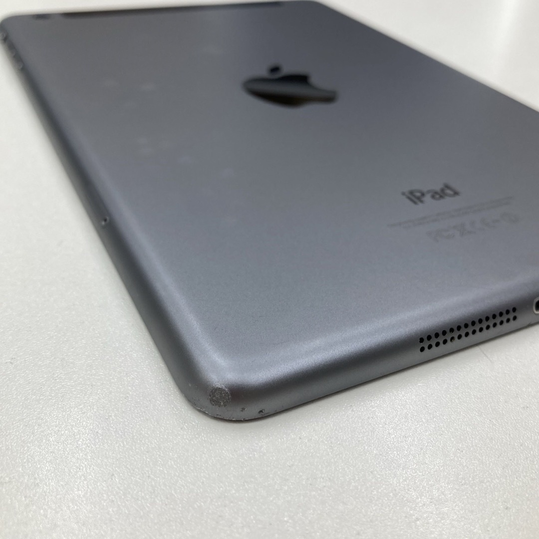 iPad(アイパッド)のiPad mini 2 / セルラーau  , 64GB グレー スマホ/家電/カメラのPC/タブレット(タブレット)の商品写真