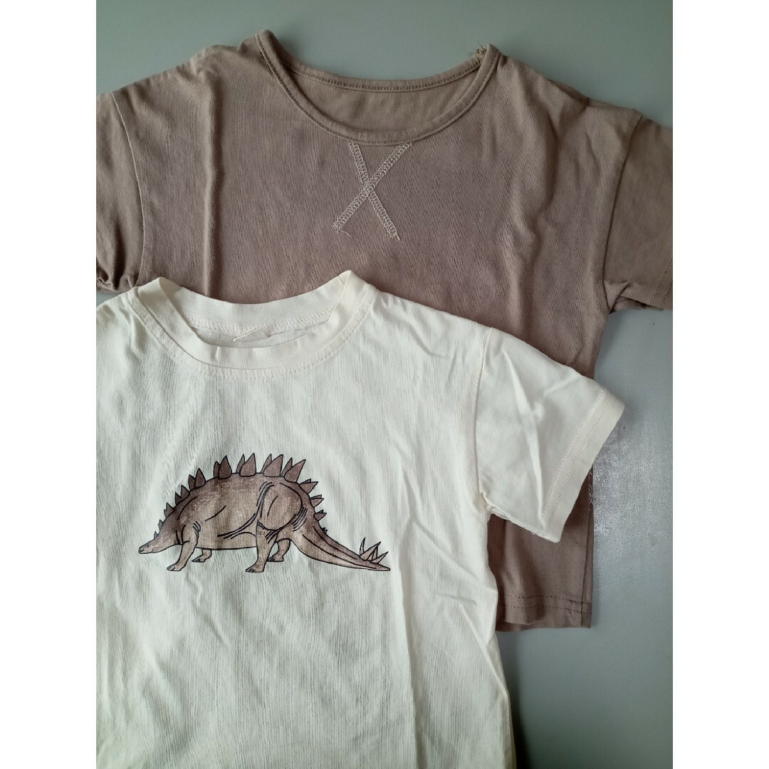 半袖Tシャツ　2枚 キッズ/ベビー/マタニティのキッズ服男の子用(90cm~)(Tシャツ/カットソー)の商品写真