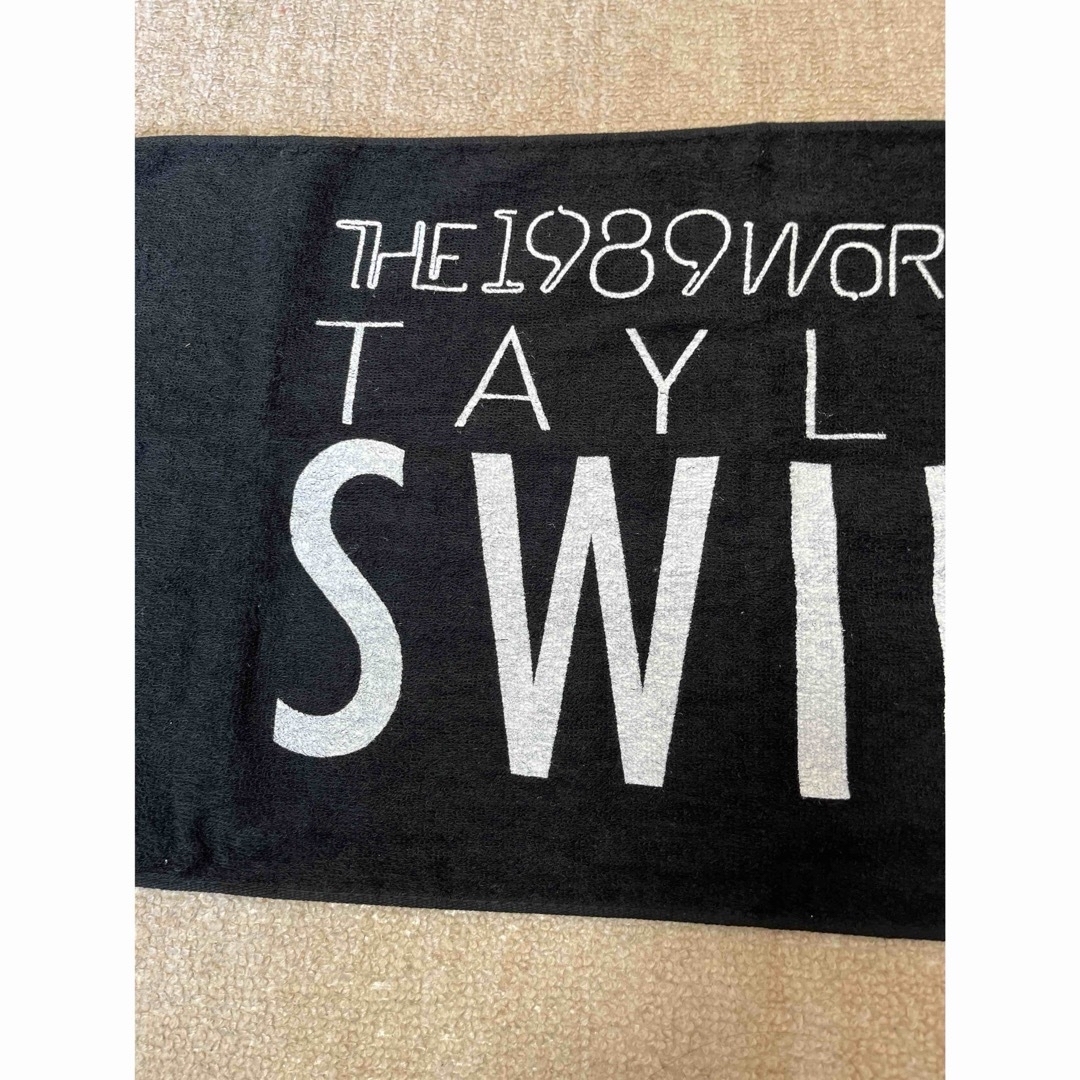 Da-iCE(ダイス)のTHE 1989 TAYLOR SWIFT タオル   エンタメ/ホビーのタレントグッズ(アイドルグッズ)の商品写真