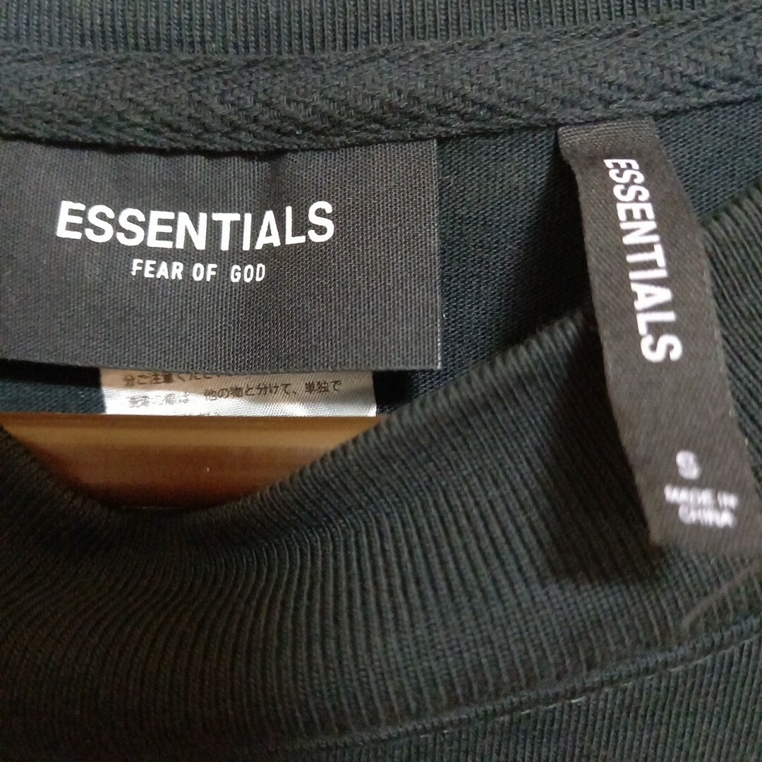 S.ESSENTIALS(エスエッセンシャルズ)のEssentials 　Sサイズ　背中反射　 長袖 Tシャツ　ブラック人気 メンズのトップス(Tシャツ/カットソー(七分/長袖))の商品写真