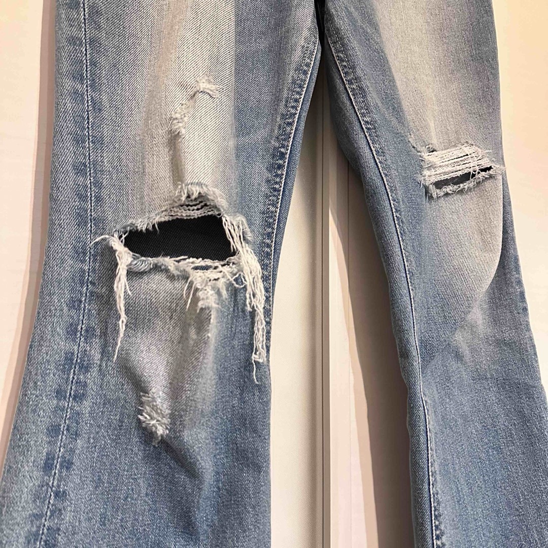 SLY(スライ)のSLY スライ　フレア　パンツ　jeans ジーンズ　デニム レディースのパンツ(デニム/ジーンズ)の商品写真