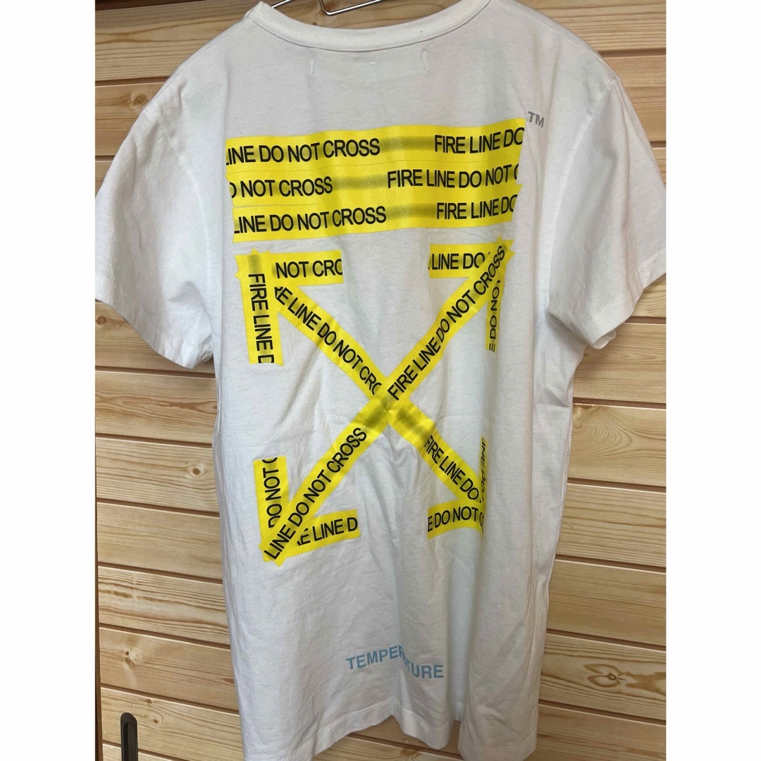 OFF-WHITE(オフホワイト)のoff-white fire tape t メンズのトップス(Tシャツ/カットソー(半袖/袖なし))の商品写真