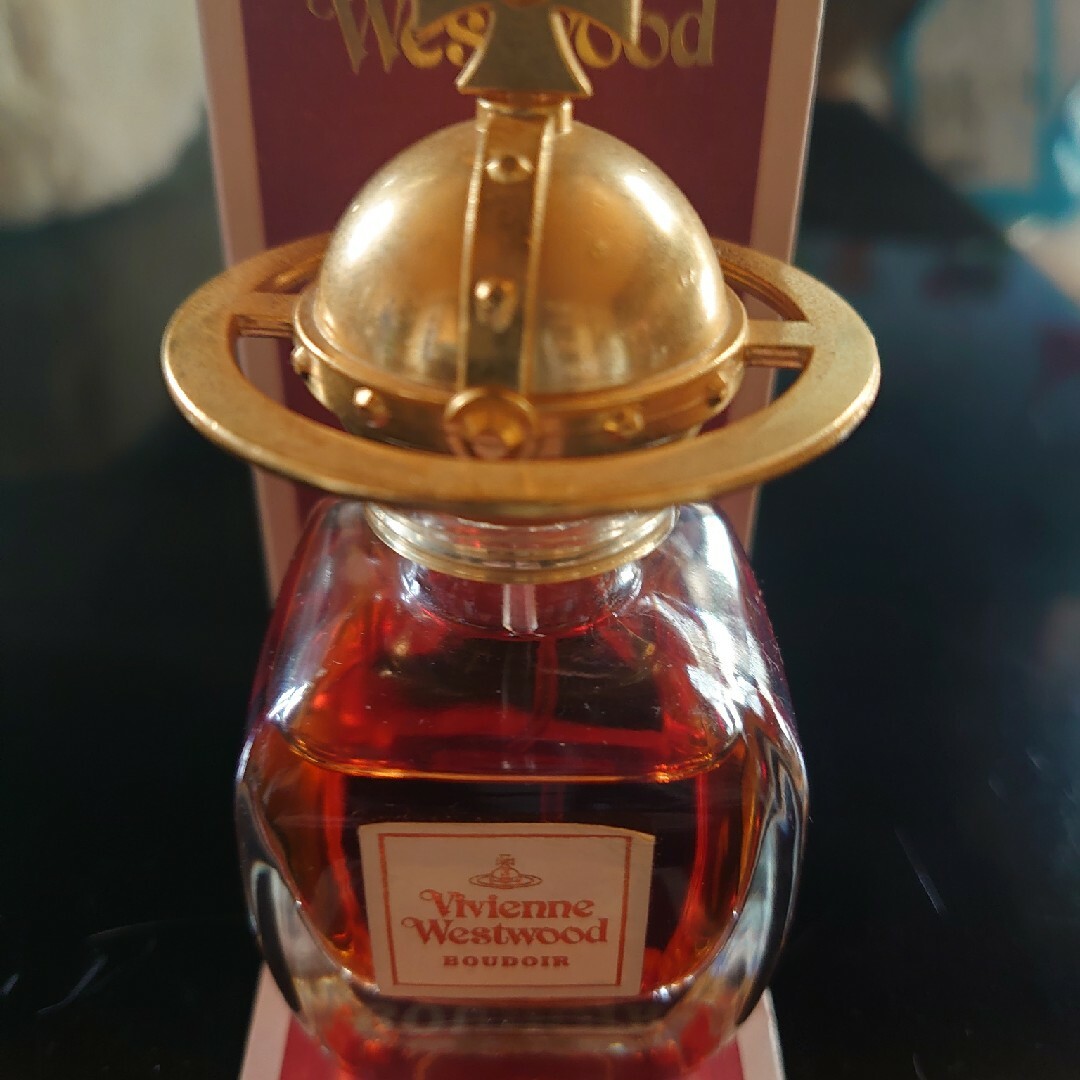 Vivienne Westwood(ヴィヴィアンウエストウッド)のヴィヴィアン ウエストウッド ブドワール edp sp30ml コスメ/美容の香水(その他)の商品写真