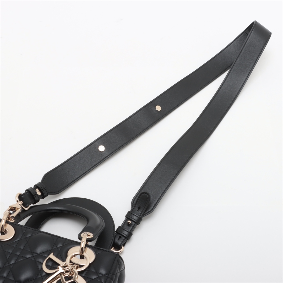 Christian Dior(クリスチャンディオール)のクリスチャンディオール カナージュ レザー  ブラック レディース ハンド レディースのバッグ(ハンドバッグ)の商品写真