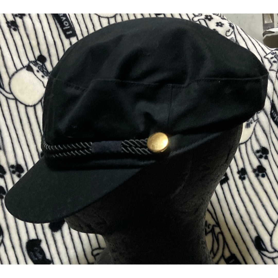 AZUL by moussy(アズールバイマウジー)の黒色キャスケットキャップ AZUL by moussy　アズールバイマウジー レディースの帽子(キャスケット)の商品写真
