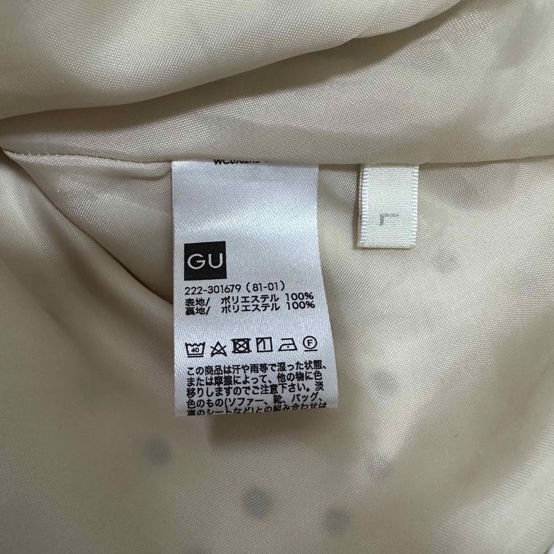 GU(ジーユー)のジーユー GU ドットフレアミディスカート　L ホワイト×ドット レディースのスカート(ロングスカート)の商品写真