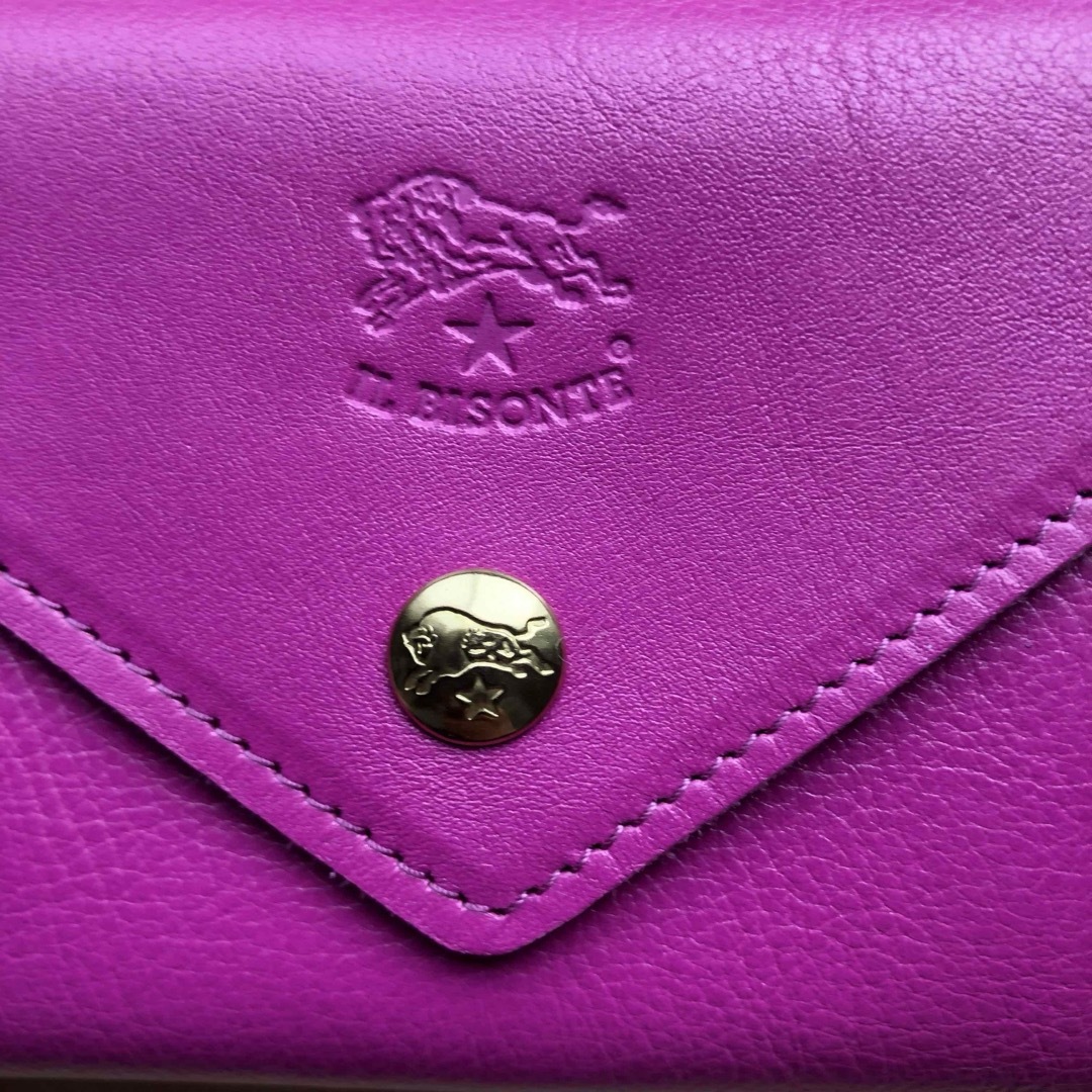 IL BISONTE(イルビゾンテ)の★新品★イルビゾンテ　二つ折り財布　エンベロープ型　ピンク　牛革　イタリア製 レディースのファッション小物(財布)の商品写真
