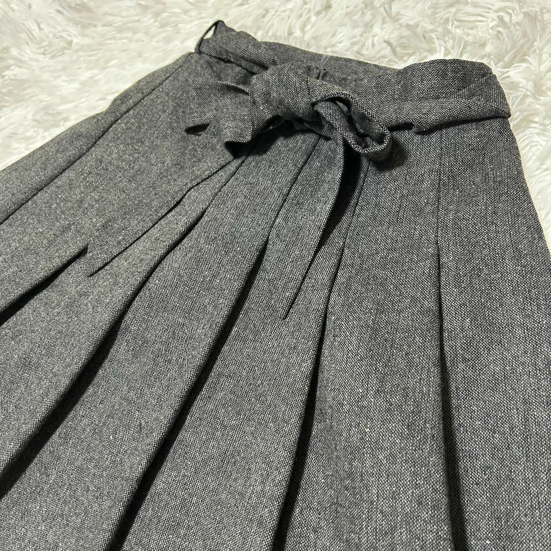 NULL(ヌル)の【新品タグ付き】 Dona Pierceひざ丈 プリーツスカート M ✓3932 レディースのスカート(ひざ丈スカート)の商品写真