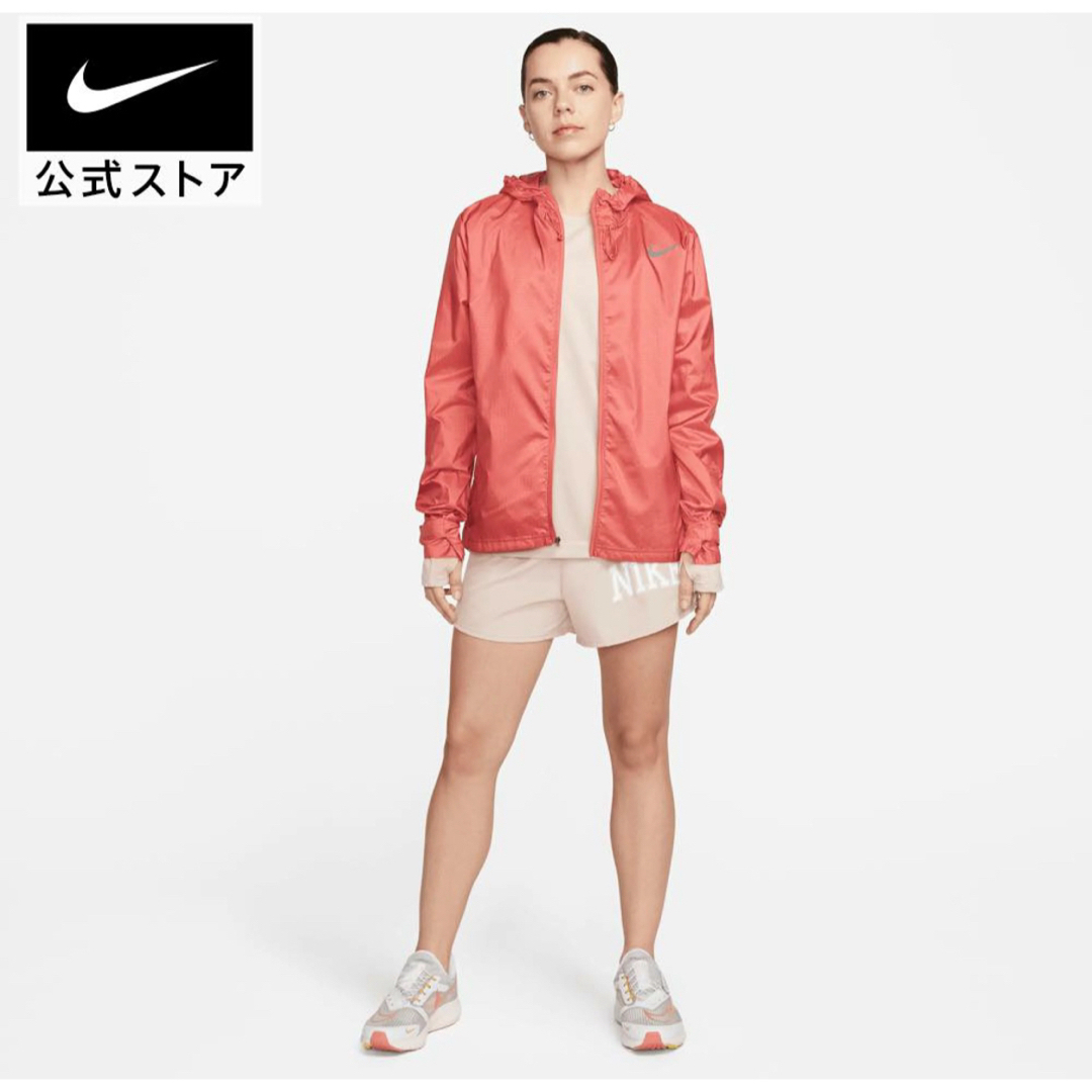 NIKE(ナイキ)の☆新品☆ ナイキ　ランニングウェア レディース エッセンシャルジャケット　XL スポーツ/アウトドアのランニング(ウェア)の商品写真