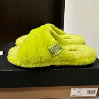 アグ(UGG)のUGG M FLUFF YOUフラッフユー UGGロゴ ファーサンダル スリッパ(サンダル)