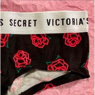 Victoria's Secret - 新品タグ付き‼️ヴィクトリアシークレット　ショーツ　アンダーウェア　下着　薔薇