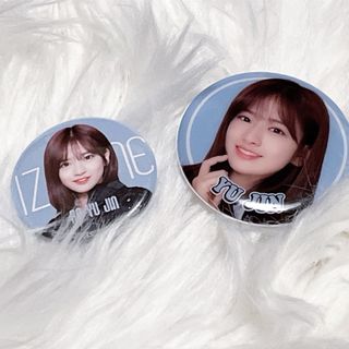 アイズワン(IZ*ONE)のIZ*ONE ユジン 缶バッジ セット(アイドルグッズ)