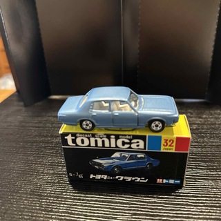 トミカ35 トヨタニュークラウン(ミニカー)