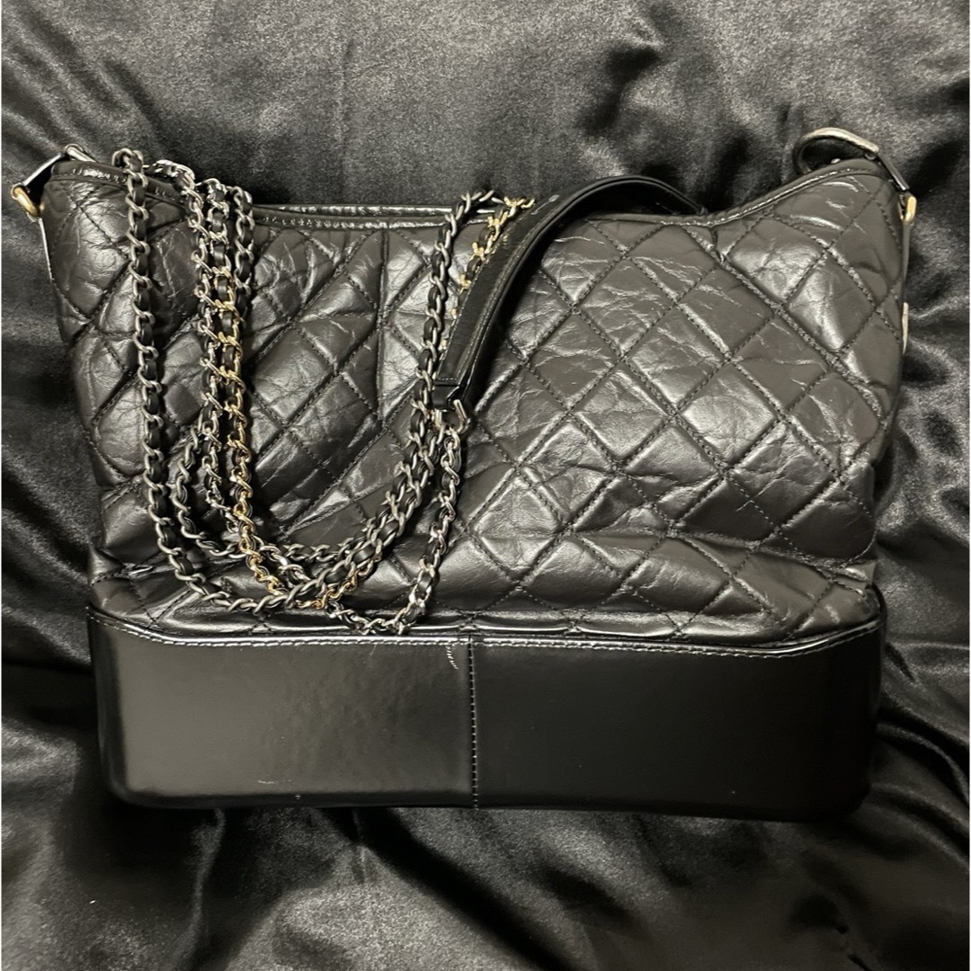 CHANEL(シャネル)のCHANEL ガブリエルドゥシャネルホーボーバッグラージサイズ　g-dragon レディースのバッグ(ショルダーバッグ)の商品写真