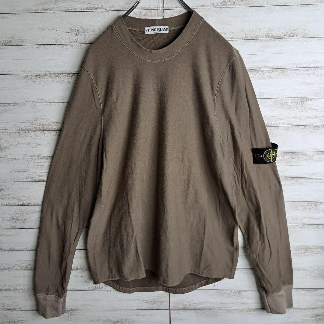 STONE ISLAND(ストーンアイランド)の【入手困難】ストーンアイランド ロングTシャツ スウェット 勲章 ワッペン ロゴ メンズのトップス(Tシャツ/カットソー(七分/長袖))の商品写真