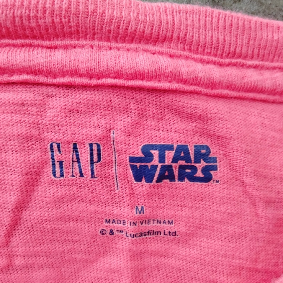 GAP(ギャップ)のスター・ウォーズ　Tシャツ　ダース・ベイダー キッズ/ベビー/マタニティのキッズ服男の子用(90cm~)(Tシャツ/カットソー)の商品写真