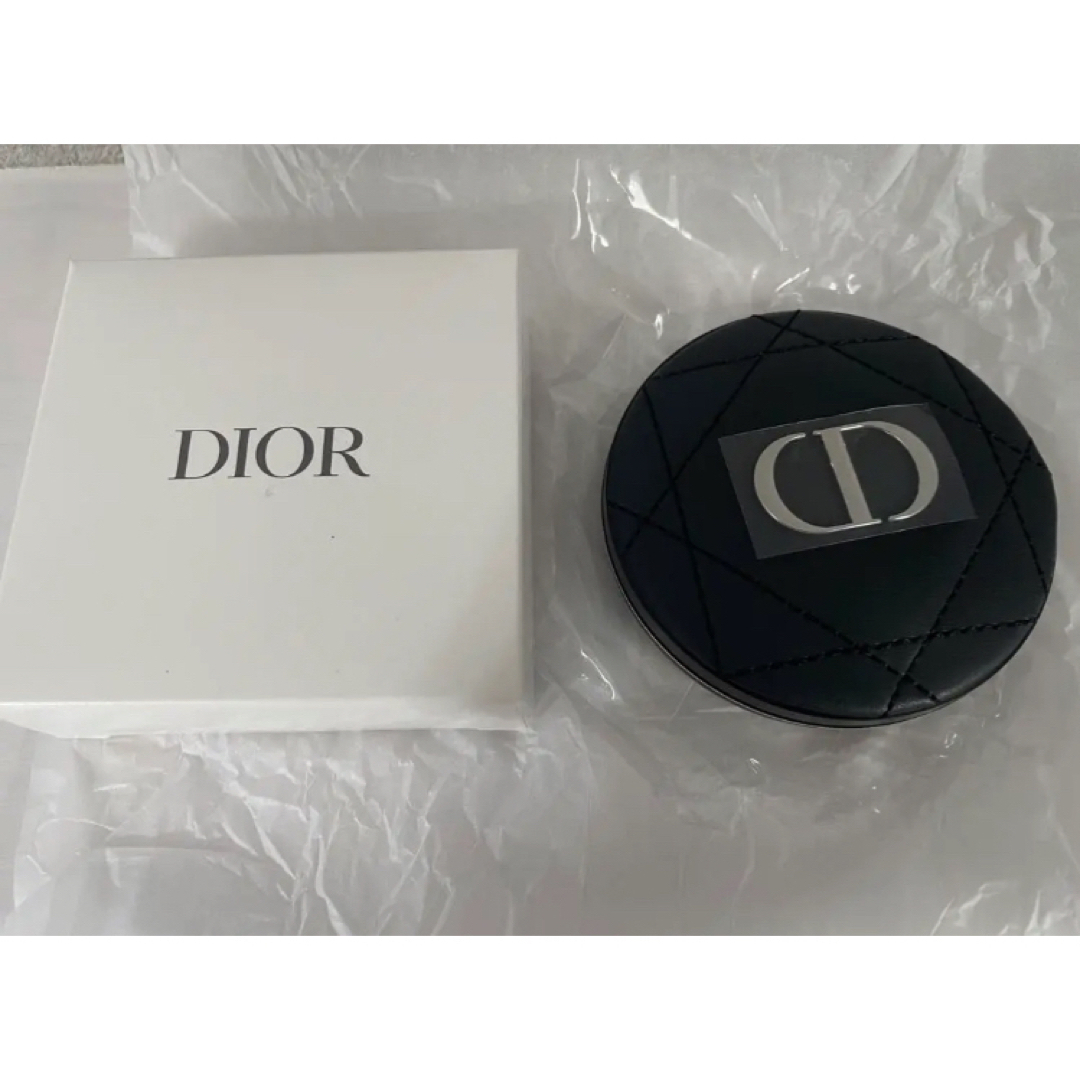 Christian Dior(クリスチャンディオール)の新品　Dior　コンパクトミラー　ブラック　ノベルティー  レディースのファッション小物(ミラー)の商品写真