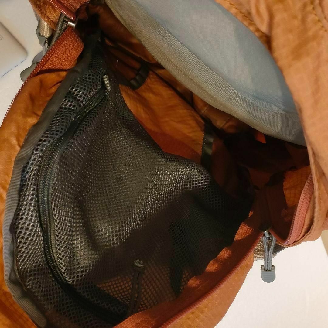 Gregory(グレゴリー)のGREGORY　グレゴリー 旧ロゴ　JADE25 　登山リュックザック　オレンジ メンズのバッグ(バッグパック/リュック)の商品写真
