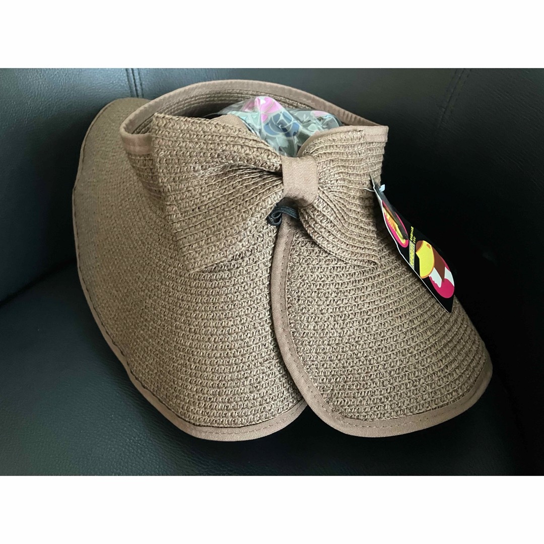 麦わら サンバイザー 折り畳み リボン付き　ブラウン　ストローハット  レディースの帽子(麦わら帽子/ストローハット)の商品写真