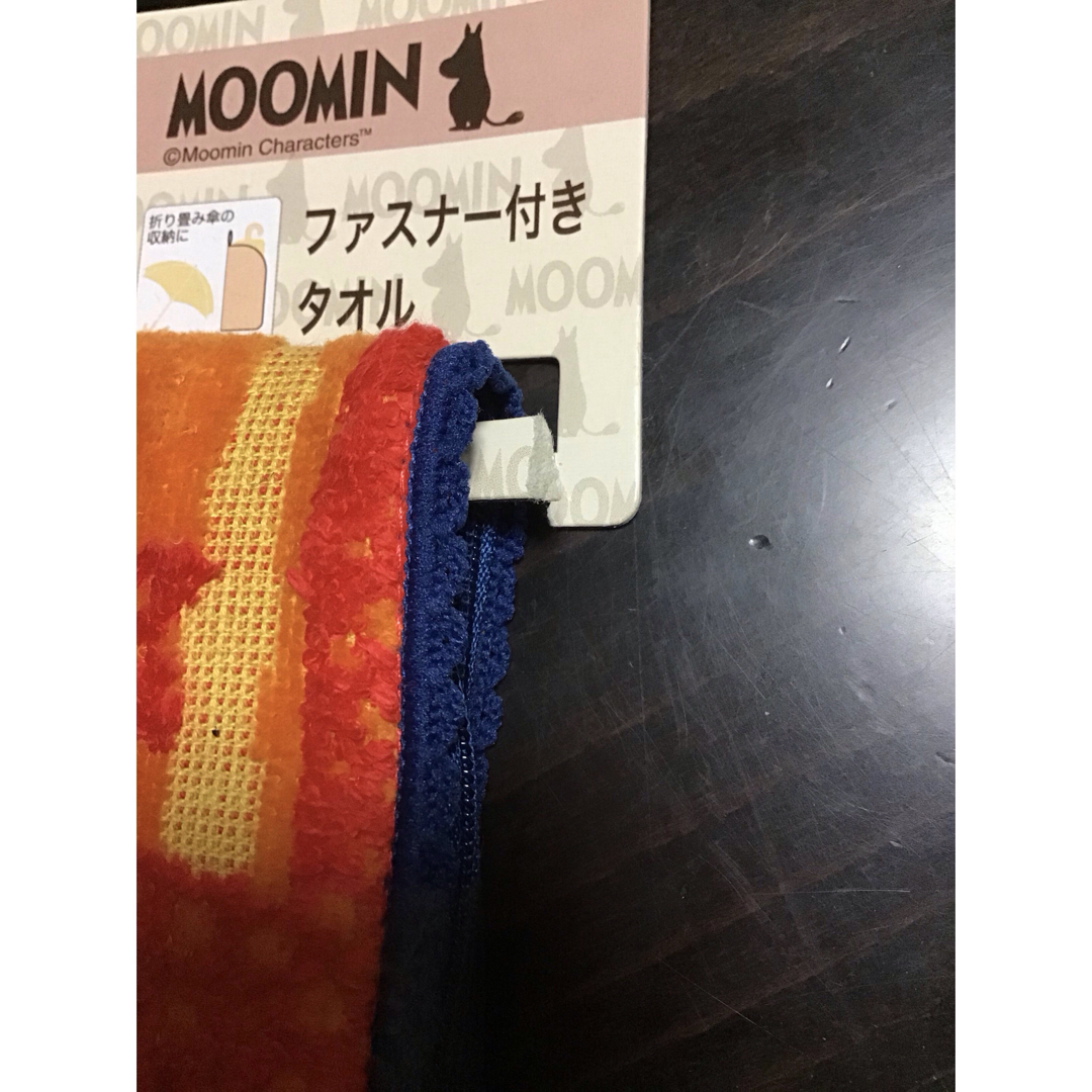 MOOMIN(ムーミン)のサンリオ　ムーミン  ファスナー付きハンドタオル　ポーチ型タオル　2枚セット レディースのファッション小物(ポーチ)の商品写真