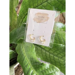 ピアス(ピアス)