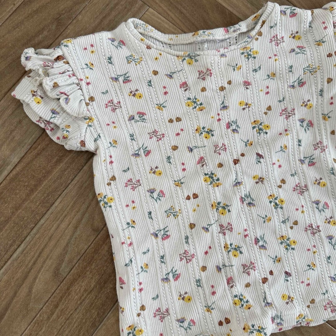 ZARA KIDS(ザラキッズ)の花柄トップス キッズ/ベビー/マタニティのベビー服(~85cm)(Ｔシャツ)の商品写真