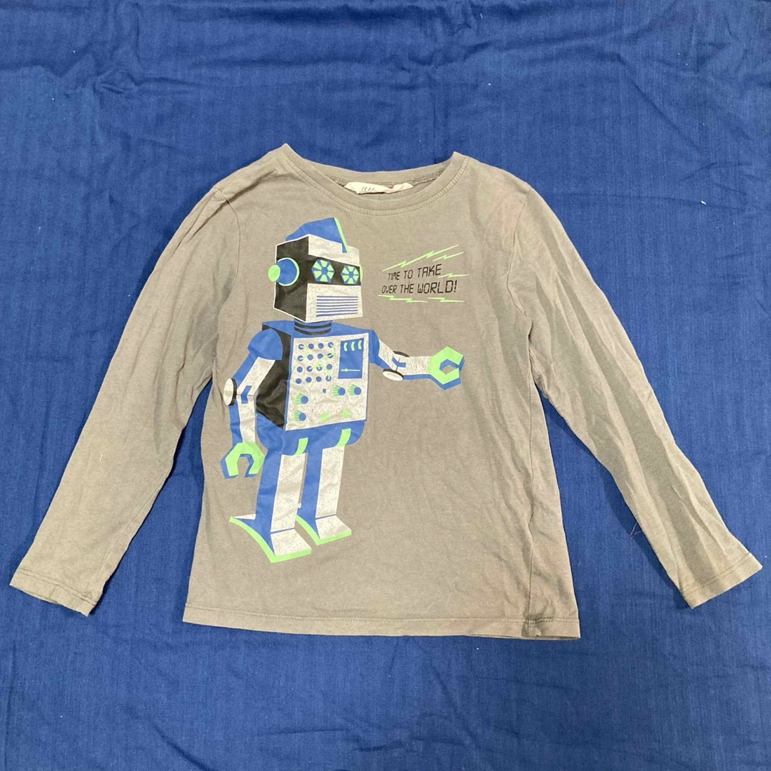 UNIQLO(ユニクロ)の【記名なし】ユニクロ H&M キッズ110 長袖Tシャツ4枚セット キッズ/ベビー/マタニティのキッズ服男の子用(90cm~)(Tシャツ/カットソー)の商品写真