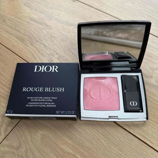 Christian Dior - 新品未使用　DIOR  ディオールスキンルージュブラッシュ212