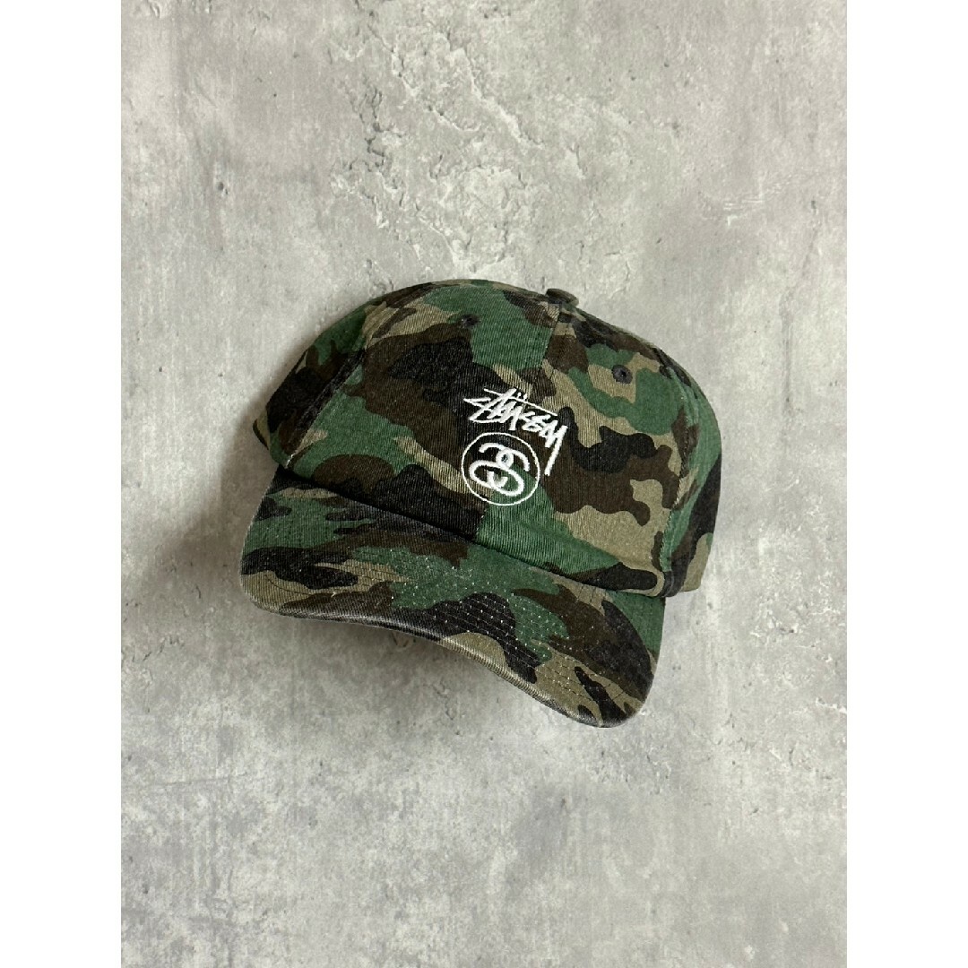 STUSSY(ステューシー)のステューシー SSロゴ グラフィックロゴ ストラップバックキャップ メンズの帽子(キャップ)の商品写真