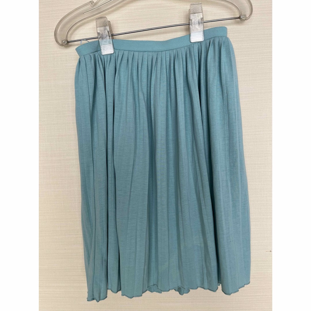 UNIQLO(ユニクロ)のユニクロ　プリーツスカート レディースのスカート(ひざ丈スカート)の商品写真