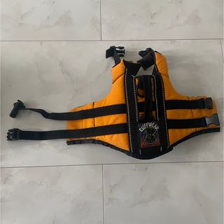 【犬用ライフジャケット】小型犬用　中古品　美品◆目立つオレンジ色◆(犬)