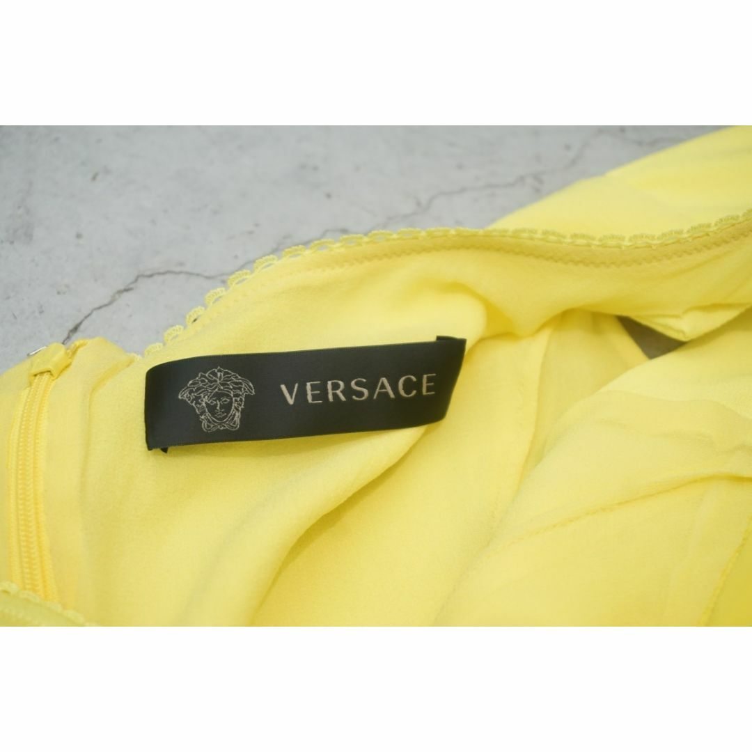 VERSACE(ヴェルサーチ)の新品17SS VERSACE ダブルショルダー ドレス ワンピース黄1226N▲ レディースのワンピース(ひざ丈ワンピース)の商品写真