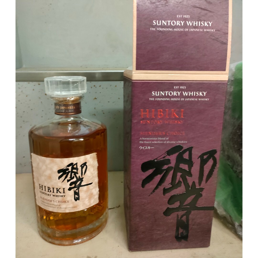 サントリー(サントリー)のサントリーウイスキー　響　ブレンダーチョイス　700ml 3本　箱付き 食品/飲料/酒の酒(ウイスキー)の商品写真