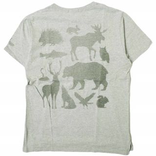 エンジニアードガーメンツ(Engineered Garments)のEngineered Garments エンジニアードガーメンツ カナダ製 Printed Cross Crew Neck T-shirt - Animals クロスオーバークルーネックポケットTシャツ M GREY 半袖 トップス【中古】【Engineered Garments】(Tシャツ/カットソー(半袖/袖なし))