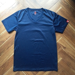 ルコックスポルティフ(le coq sportif)のルコック VネックTシャツ 紺 L(Tシャツ/カットソー(半袖/袖なし))