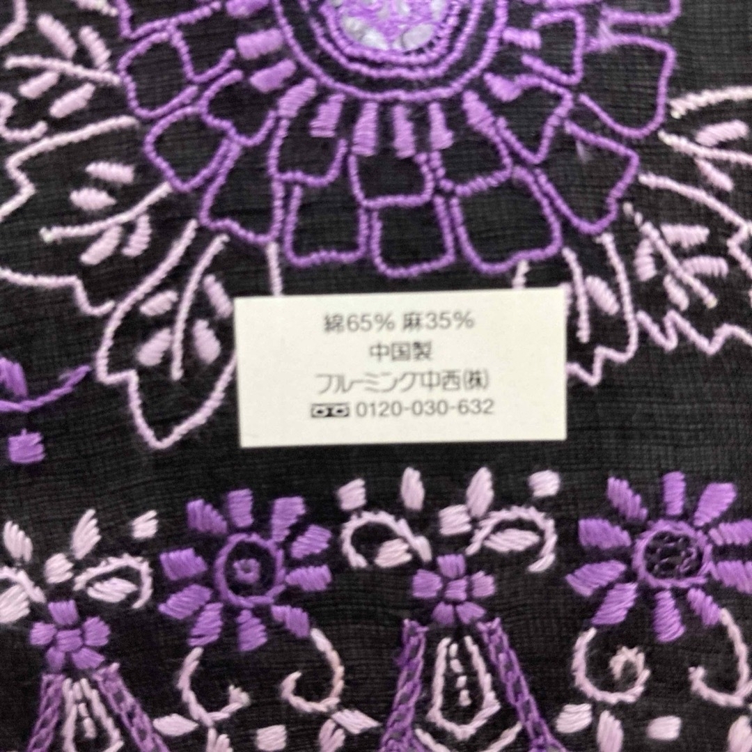 ANNA SUI(アナスイ)のアナスイ　刺繍ハンカチ　新品 レディースのファッション小物(ハンカチ)の商品写真