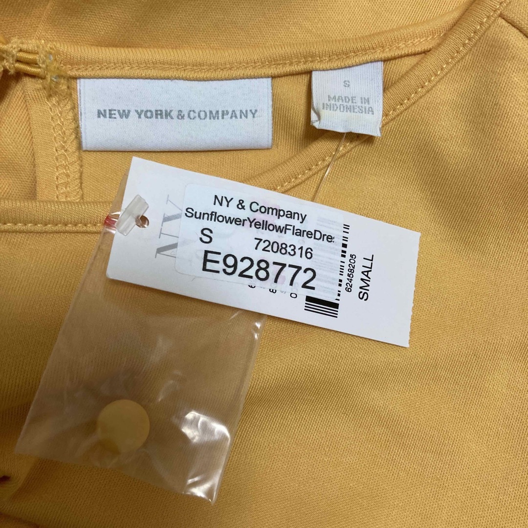 タグ付新品　NEW YORK & COMPANY コットンワンピース　イエロー レディースのワンピース(その他)の商品写真