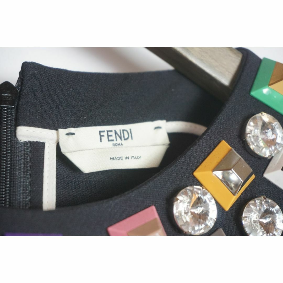 FENDI(フェンディ)の極美品 FENDI ビジュー スタッズ ドレス ワンピース 黒1226N▲ レディースのワンピース(ひざ丈ワンピース)の商品写真