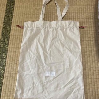 ユニクロ(UNIQLO)のUNIQLO ギフトバッグ　エコバッグにも(エコバッグ)